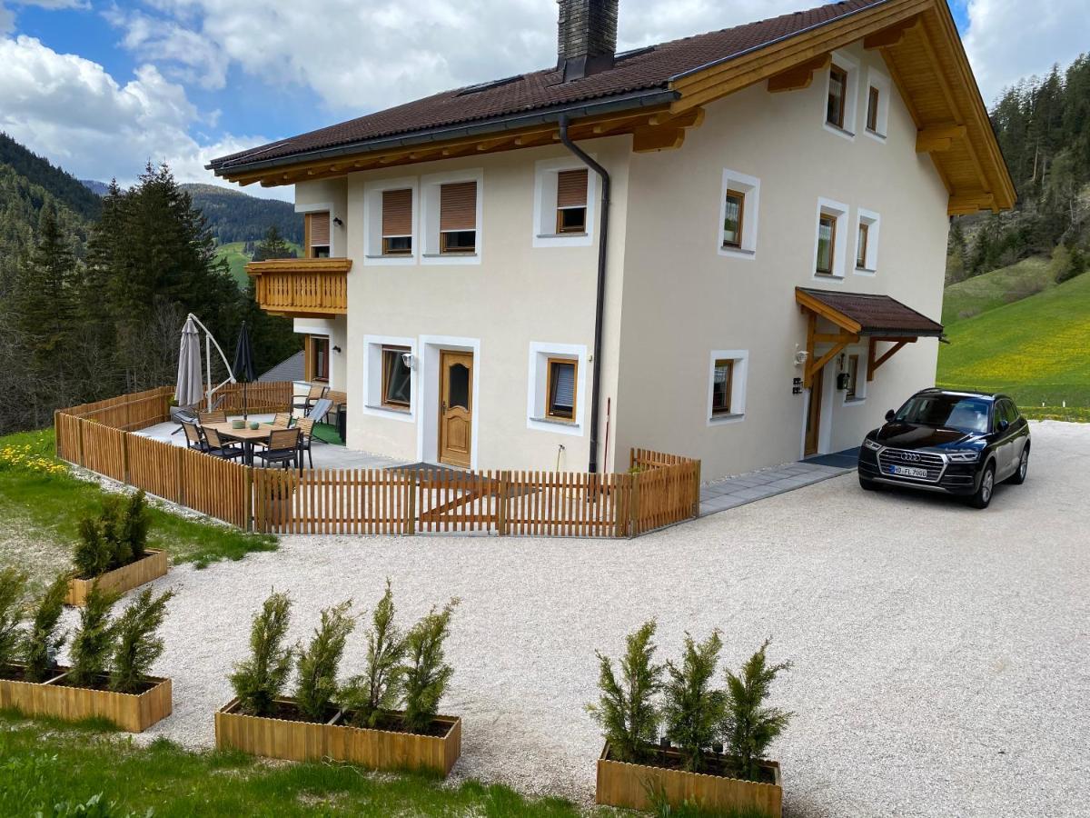 Apartments Oberhollenzer Prags Exteriör bild